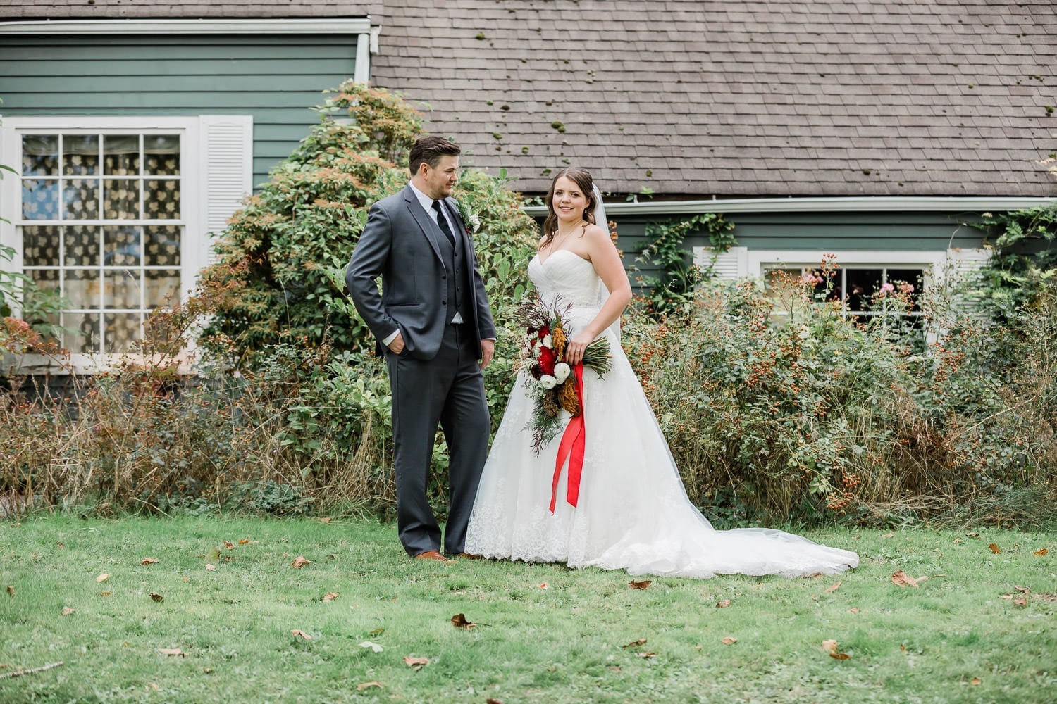 Rustic backyard wedding picture with bride and groom | Vancouver wedding photographer